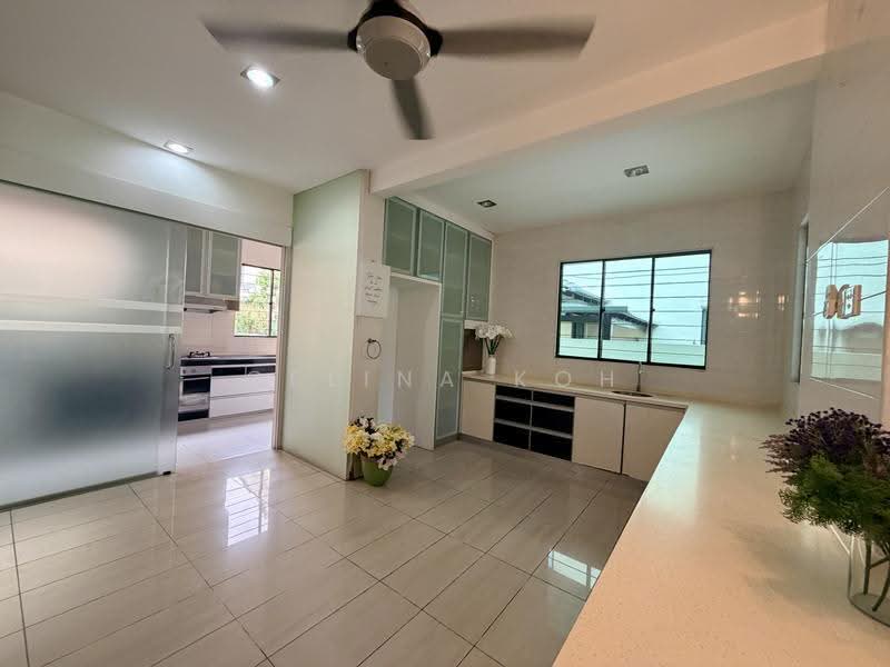 3-storey Terraced House for Sale in Desa Parkcity (Kuala Lumpur) - Celina Koh - Kitchen - PropertyGuru.com.my