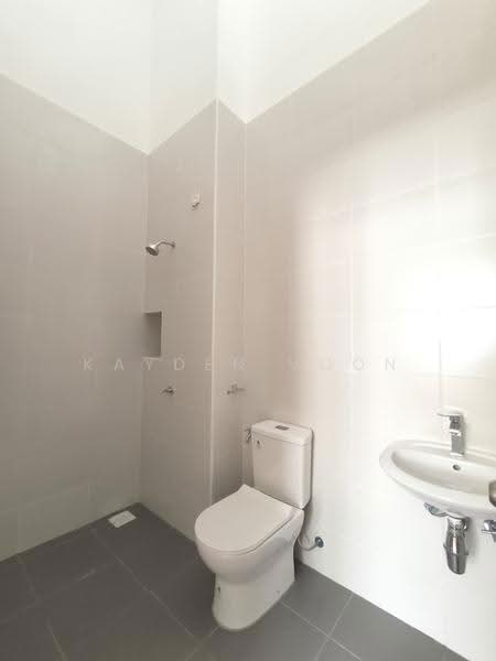 Rumah Kluster untuk Dijual di Eco Botanic (Iskandar Puteri (Nusajaya)) - Kayden Voon - Bathroom - PropertyGuru.com.my