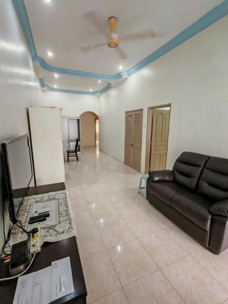 1-storey Terraced House for Rent in Taman Nusa Bestari (Iskandar Puteri (Nusajaya)) - Kim . - Living Room - PropertyGuru.com.my