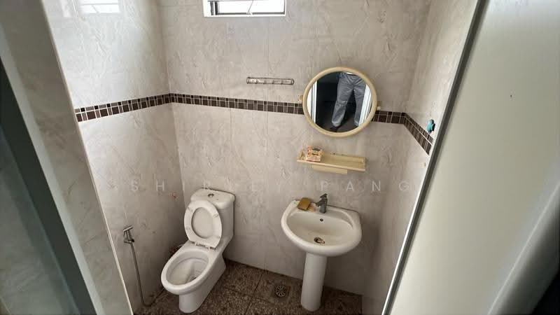 Rumah Teres 2-Tingkat untuk Disewa di Taman Nusa Idaman (Iskandar Puteri (Nusajaya)) - Shirley Pang - Bathroom - PropertyGuru.com.my
