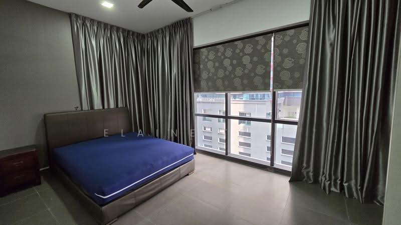 Kediaman Servis untuk Dijual di The Elements - Elaine Teoh - Bedroom - PropertyGuru.com.my