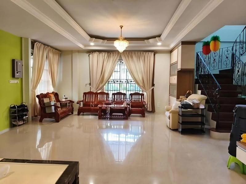 Semi-Detached House for Sale in Kenny Hill (Kuching) - Hunter Wee - PropertyGuru.com.my