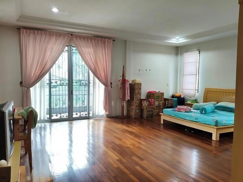 Semi-Detached House for Sale in Kenny Hill (Kuching) - Hunter Wee - PropertyGuru.com.my