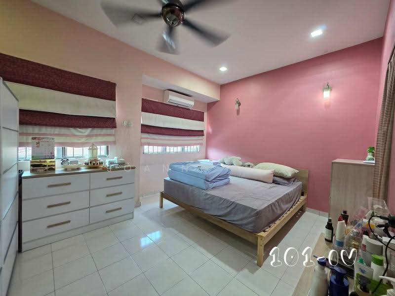 2-storey Terraced House for Sale in Klang (Selangor) - Joanne Pua - Bedroom - PropertyGuru.com.my