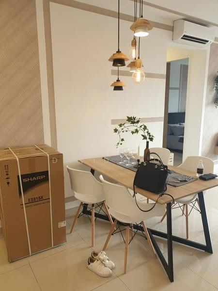 Kediaman Servis untuk Dijual di Kenwingston Avenue - David Lao - Dining Room - PropertyGuru.com.my