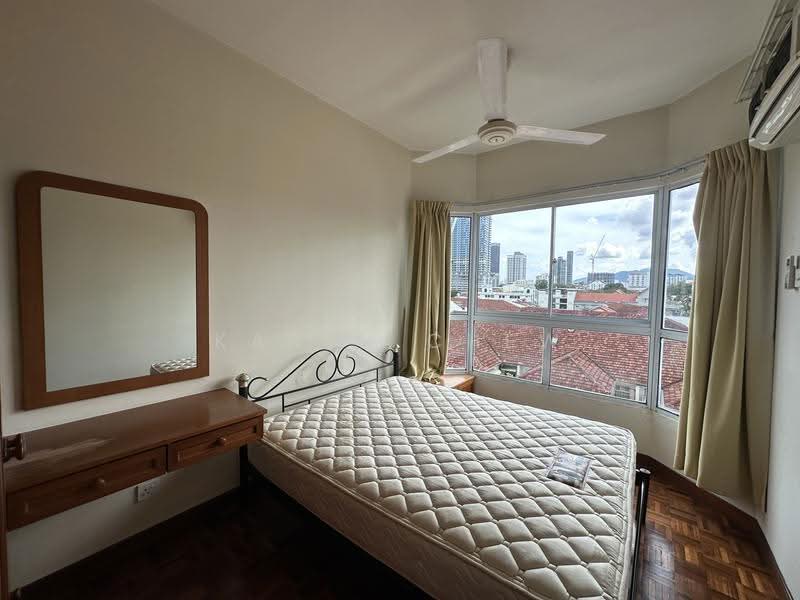 Kondominium untuk Disewa di Sri Perdana - Karen Chew - Bedroom - PropertyGuru.com.my