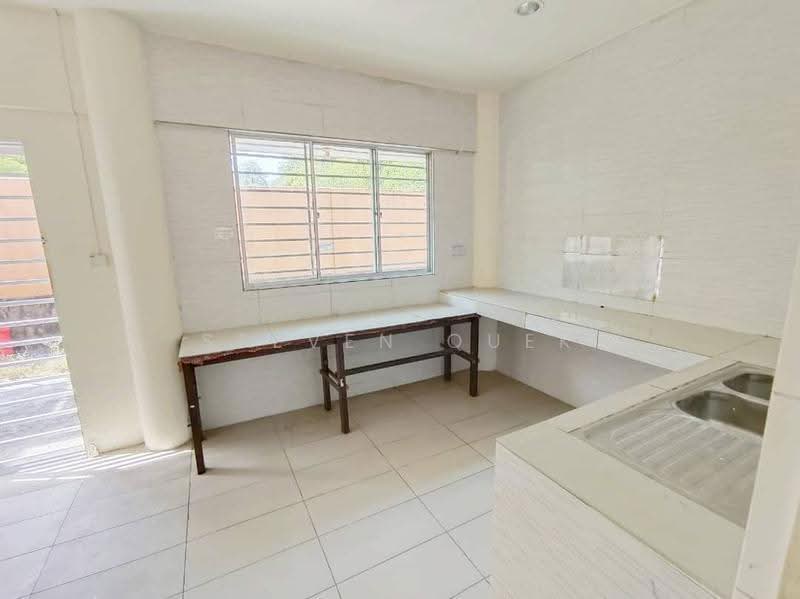 Rumah Berkembar untuk Dijual di Kota Kinabalu (Sabah) - Steven Quek - Kitchen - PropertyGuru.com.my