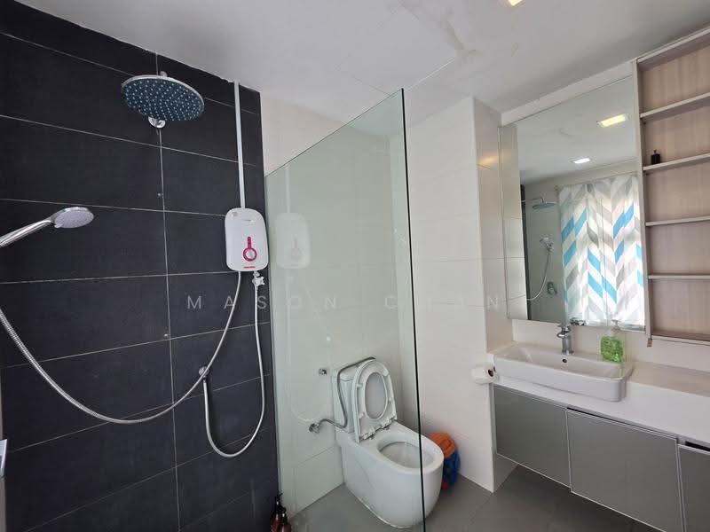 Service Residence for Sale at Suasana Iskandar Malaysia - Mason Chan - Bathroom - PropertyGuru.com.my