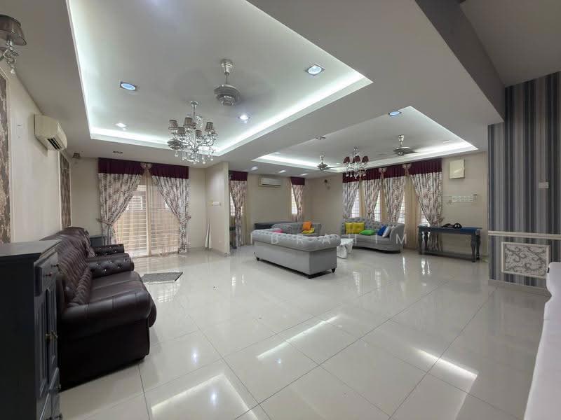 Semi-Detached House for Sale in Taman Jelok Impian (Kajang) - Azli Ibrahim - Living Room - PropertyGuru.com.my