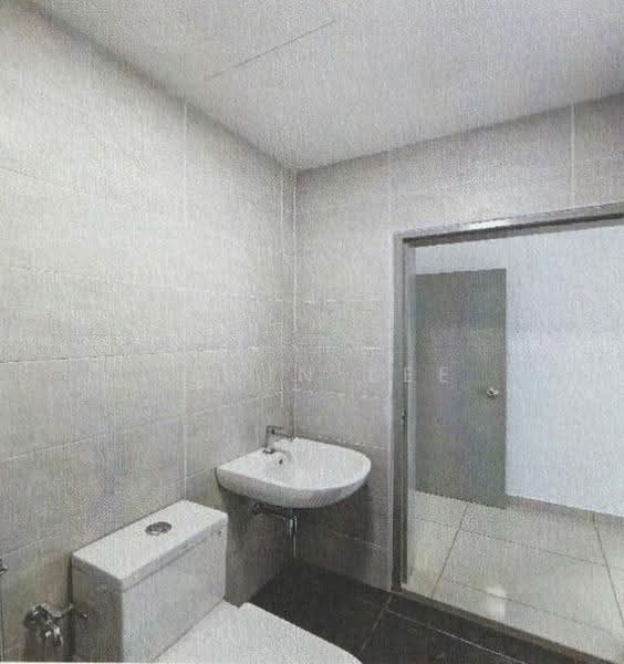 Service Residence for Rent at B11 Parkland Residence - Alvin Lee - Bathroom - PropertyGuru.com.my