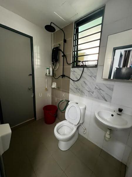 Rumah Teres 2-Tingkat untuk Dijual di Nusa Bayu (Iskandar Puteri (Nusajaya)) - Jun Xiong Tan - Bathroom - PropertyGuru.com.my