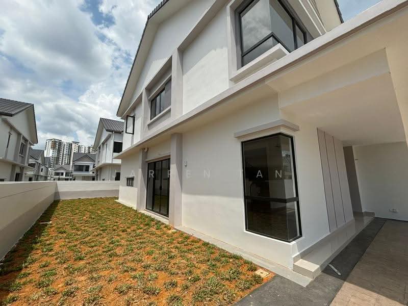 Semi-Detached House for Rent in Cyber 10 (Cyberjaya) - Jarren Tan - Exterior - PropertyGuru.com.my