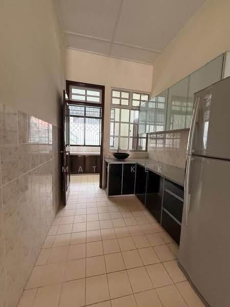 Rumah Teres 1-Tingkat untuk Dijual di Taman Rinting (Masai) - Matt Kek - Kitchen - PropertyGuru.com.my