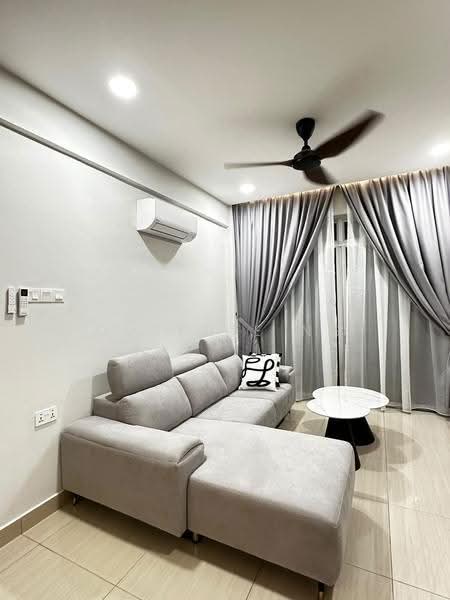 Pangsapuri untuk Dijual di Midori Green (Pangsapuri Hijauan) - Queenie Ng - Living Room - PropertyGuru.com.my