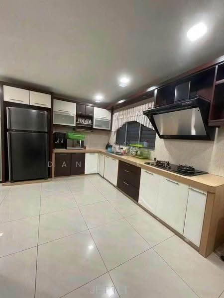 2-storey Terraced House for Sale in Bandar Botanic (Klang) - Daniel Kok - Kitchen - PropertyGuru.com.my