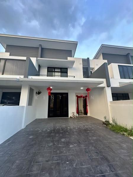 Rumah Teres untuk Disewa di Taman Ponderosa (Johor Bahru) - Kent Hon - Exterior - PropertyGuru.com.my