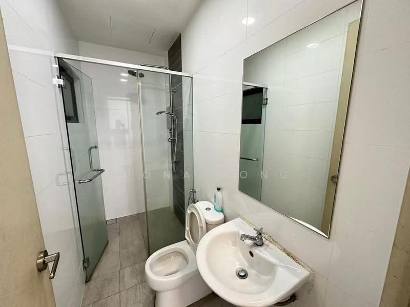 Kediaman Servis untuk Disewa di D'Aman Residences @ Puchong - Leona Wong - Bathroom - PropertyGuru.com.my