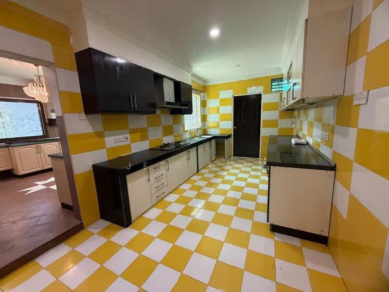 Rumah Berkembar untuk Dijual di Taman Fair Park (Ipoh) - Jeff Tan - Kitchen - PropertyGuru.com.my