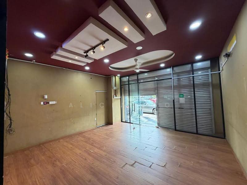 Kedai untuk Dijual di Bukit Rahman Putra (Sungai Buloh) - Alicia Soo - Interior - PropertyGuru.com.my