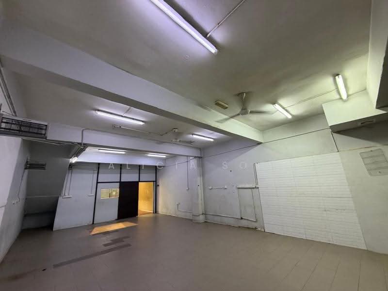 Kedai untuk Dijual di Bukit Rahman Putra (Sungai Buloh) - Alicia Soo - Interior - PropertyGuru.com.my