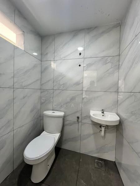 Rumah Teres untuk Dijual di Kulai (Johor) - Crystal Chan - Bathroom - PropertyGuru.com.my