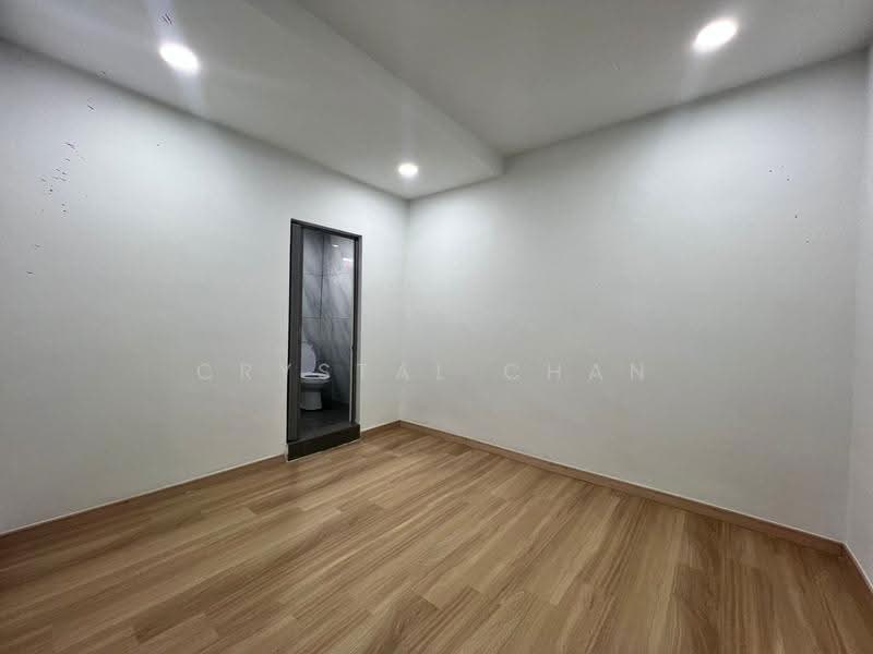 Rumah Teres untuk Dijual di Kulai (Johor) - Crystal Chan - Bathroom - PropertyGuru.com.my