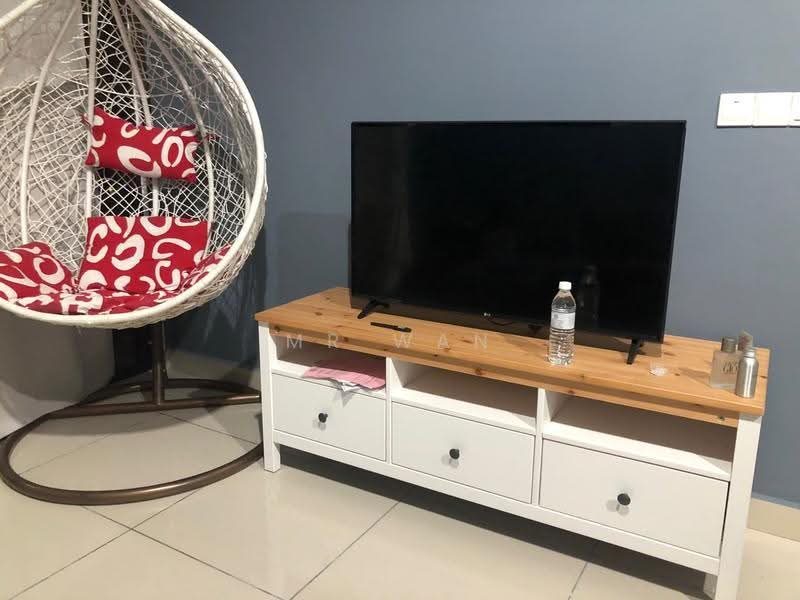 Kediaman Servis untuk Dijual di Astoria Ampang - Mr Wan - Living Room - PropertyGuru.com.my