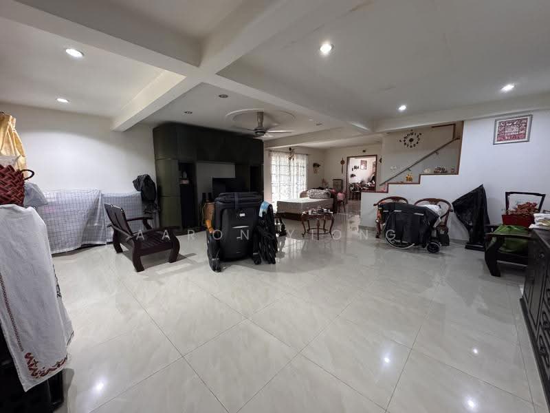 Rumah Banglo untuk Dijual di Taman Gembira (Jalan Klang Lama (Old Klang Road)) - Aaron Yiong - Living Room - PropertyGuru.com.my