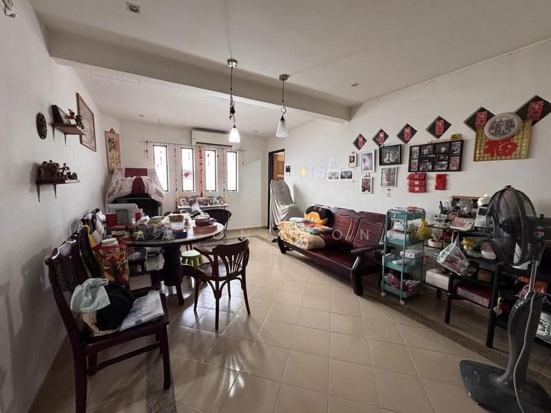 Rumah Banglo untuk Dijual di Taman Gembira (Jalan Klang Lama (Old Klang Road)) - Aaron Yiong - Living Room - PropertyGuru.com.my