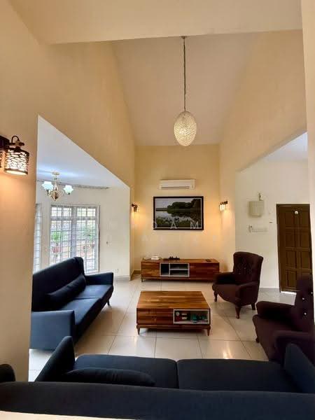 Bungalow House for Sale in Lavender Heights (Senawang) - Madam Lolaliza - Living Room - PropertyGuru.com.my