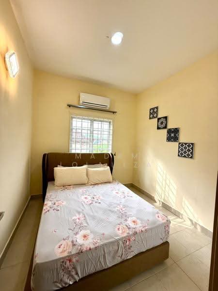 Bungalow House for Sale in Lavender Heights (Senawang) - Madam Lolaliza - Bedroom - PropertyGuru.com.my