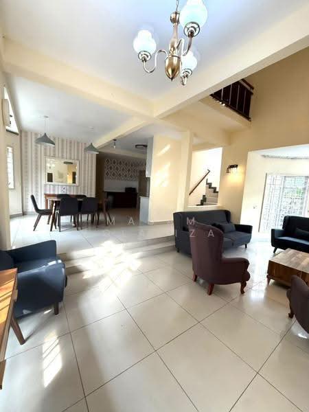 Bungalow House for Sale in Lavender Heights (Senawang) - Madam Lolaliza - Living Room - PropertyGuru.com.my