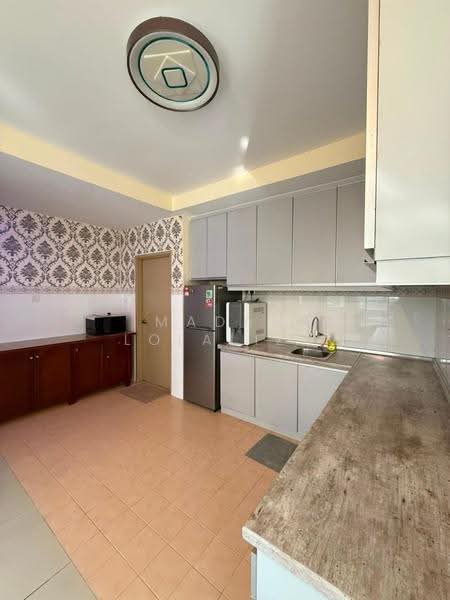 Bungalow House for Sale in Lavender Heights (Senawang) - Madam Lolaliza - Kitchen - PropertyGuru.com.my