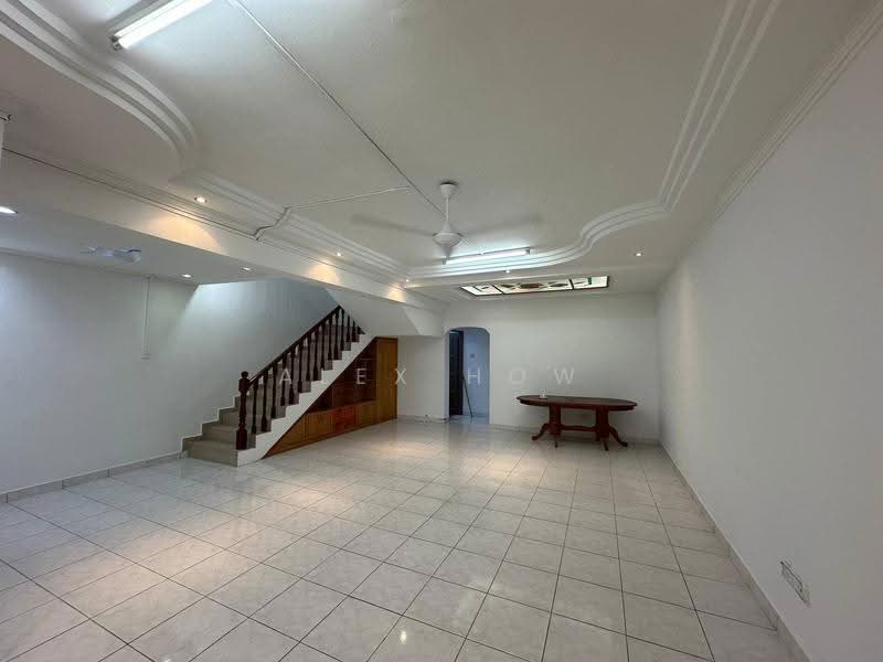 2-storey Terraced House for Rent in Permas Jaya (Johor) - Alex How - Living Room - PropertyGuru.com.my