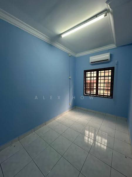 2-storey Terraced House for Rent in Permas Jaya (Johor) - Alex How - Interior - PropertyGuru.com.my