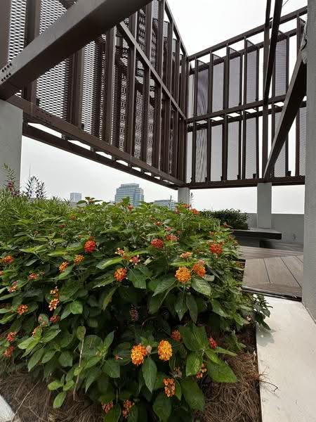 Kediaman Servis untuk Dijual di The Lantern - Joycelin Yap - Exterior - PropertyGuru.com.my