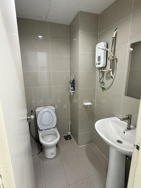 Kediaman Servis untuk Disewa di The Scott Garden SOHO - Jack Wong Jian Kit - Bathroom - PropertyGuru.com.my