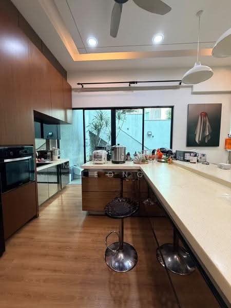 Terraced House for Sale in Duta Villa (Setia Alam) - Michelle Leong - Kitchen - PropertyGuru.com.my