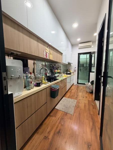 Terraced House for Sale in Duta Villa (Setia Alam) - Michelle Leong - Kitchen - PropertyGuru.com.my