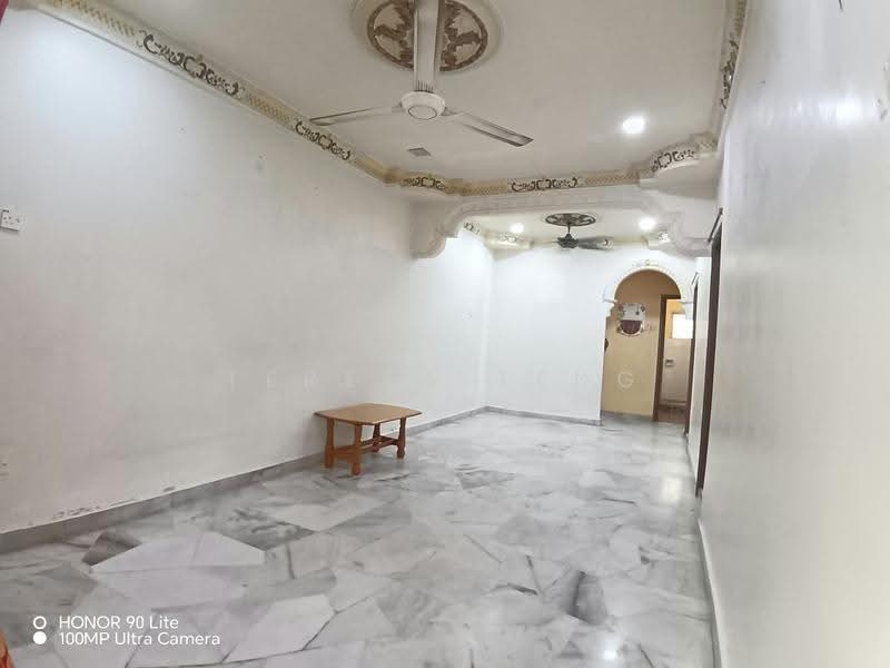 Rumah Teres 1-Tingkat untuk Dijual di Klang (Selangor) - Teresa Teng - Living Room - PropertyGuru.com.my
