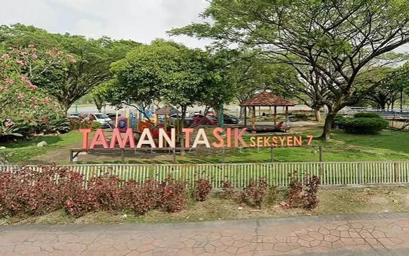 Rumah Teres 2-Tingkat untuk Dijual di Seksyen 7 (Shah Alam) - Lenz Tee - PropertyGuru.com.my