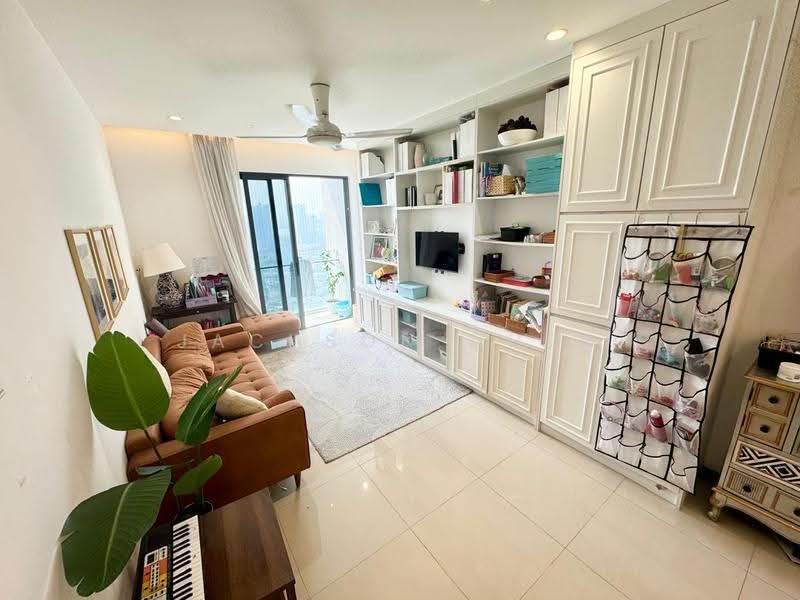 Service Residence for Sale at United Point (Residensi Berpadu) - Jackson Chen - Living Room - PropertyGuru.com.my
