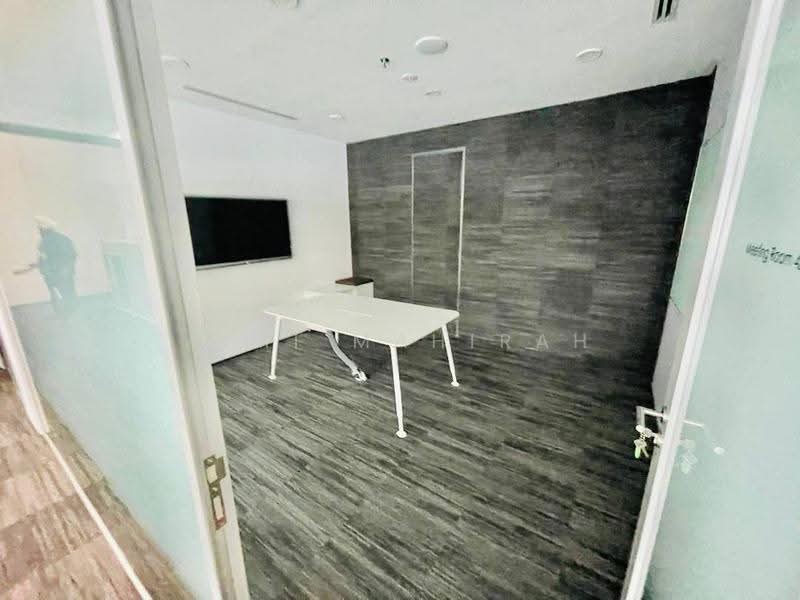 Pejabat untuk Dijual di Kl Sentral (Kuala Lumpur) - Aimi Mahirah - Meeting Room - PropertyGuru.com.my