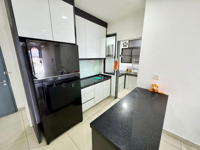 Dry Kitchen