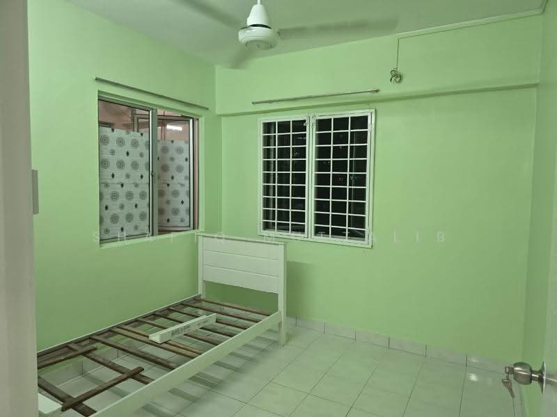 Pangsapuri untuk Disewa di Pangsapuri Lestari - Shafiq Muttalib - Bedroom - PropertyGuru.com.my