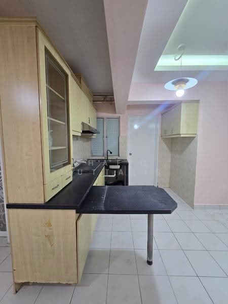 Pangsapuri untuk Disewa di Pangsapuri Lestari - Shafiq Muttalib - Kitchen - PropertyGuru.com.my