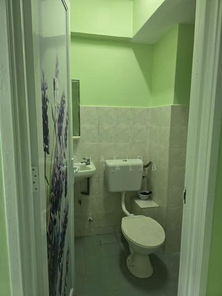 Pangsapuri untuk Disewa di Pangsapuri Lestari - Shafiq Muttalib - Bathroom - PropertyGuru.com.my