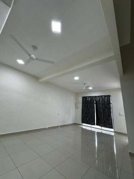 Rumah Teres 2-Tingkat untuk Dijual di Bandar Baru Sri Klebang (Chemor) - Gary Tang - Living Room - PropertyGuru.com.my