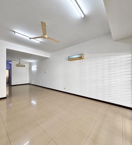 Rumah Teres 3-Tingkat untuk Disewa di Mutiara Bukit Jalil (Bukit Jalil) - Celine Shoo - Living Room - PropertyGuru.com.my