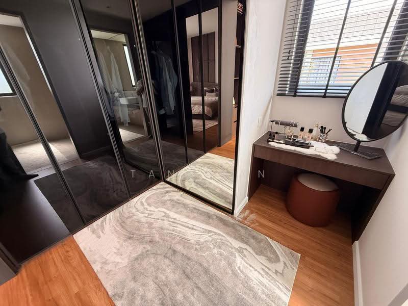 2-storey Terraced House for Sale in Banting (Selangor) - Tank Tan - Bedroom - PropertyGuru.com.my